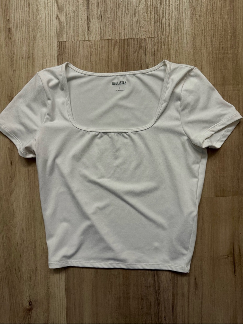 Hollister Baby Tee